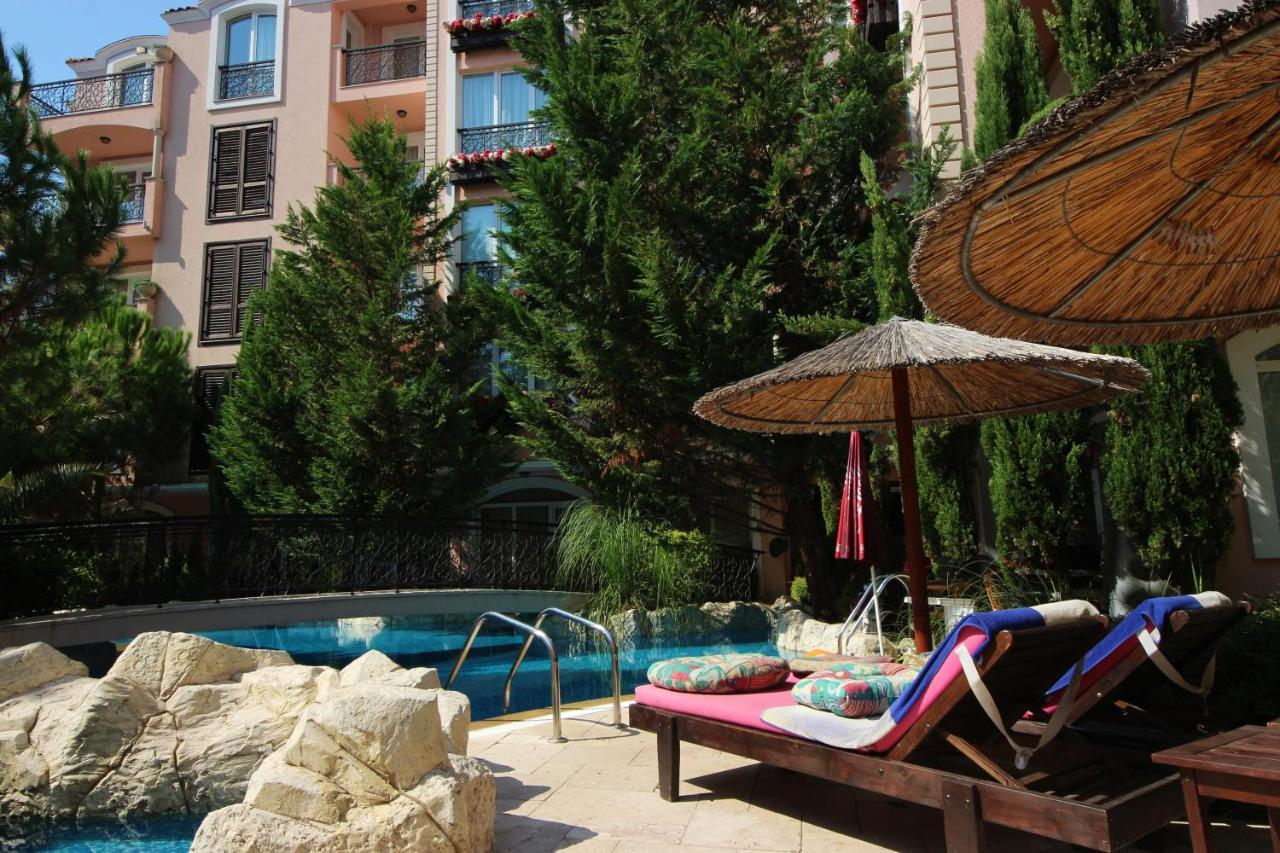 Menada Romance Marine Apartments Napospart Kültér fotó