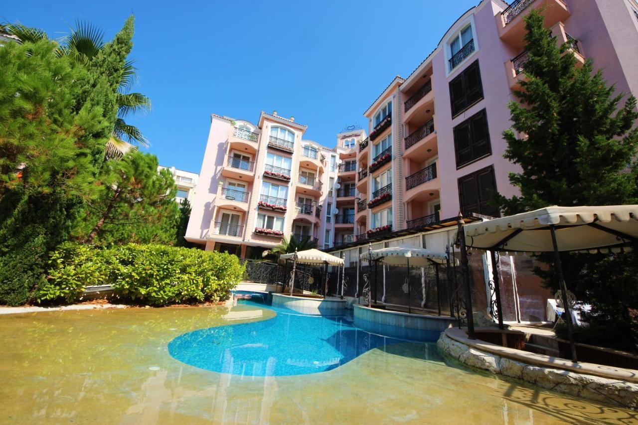 Menada Romance Marine Apartments Napospart Kültér fotó