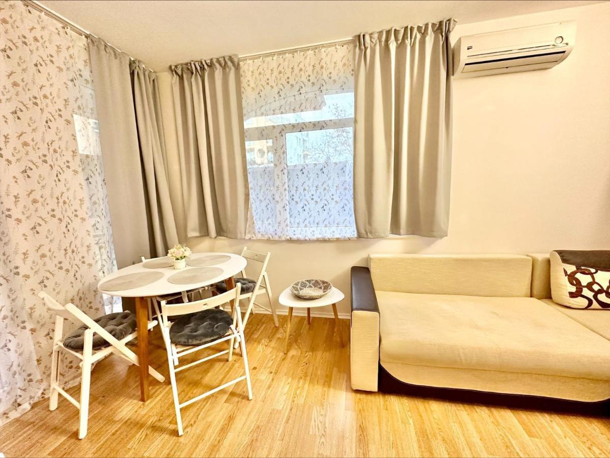Menada Romance Marine Apartments Napospart Kültér fotó