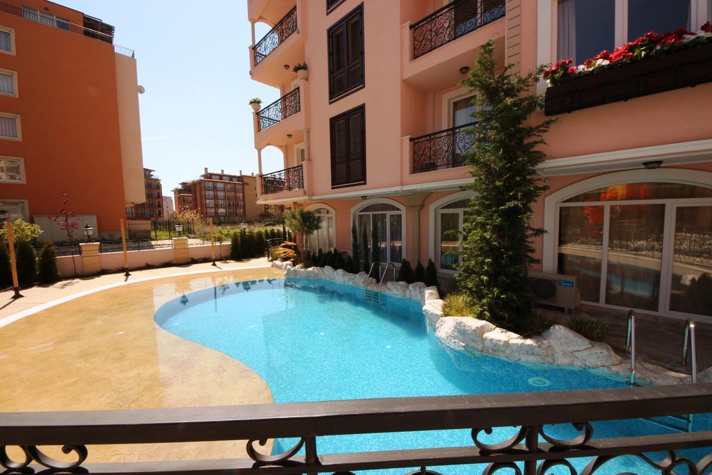 Menada Romance Marine Apartments Napospart Kültér fotó
