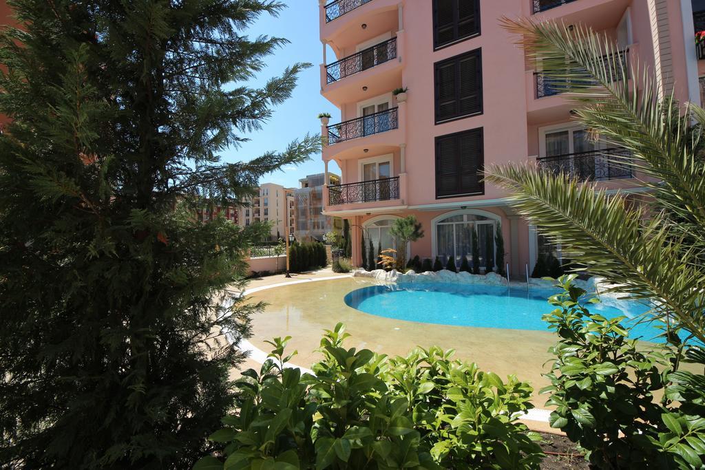 Menada Romance Marine Apartments Napospart Kültér fotó