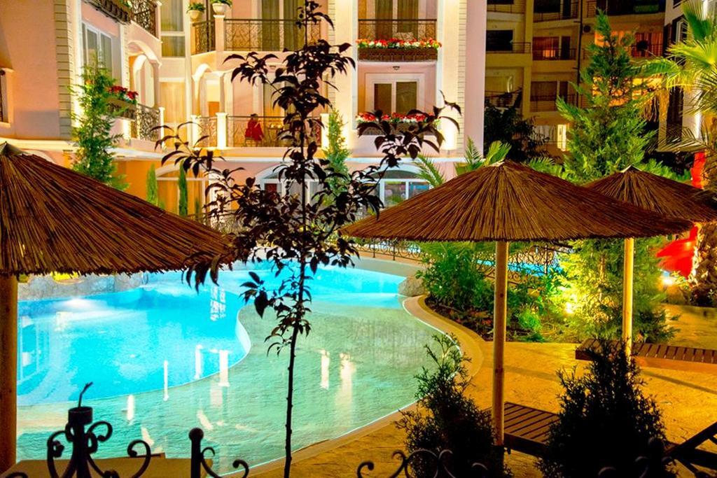 Menada Romance Marine Apartments Napospart Kültér fotó