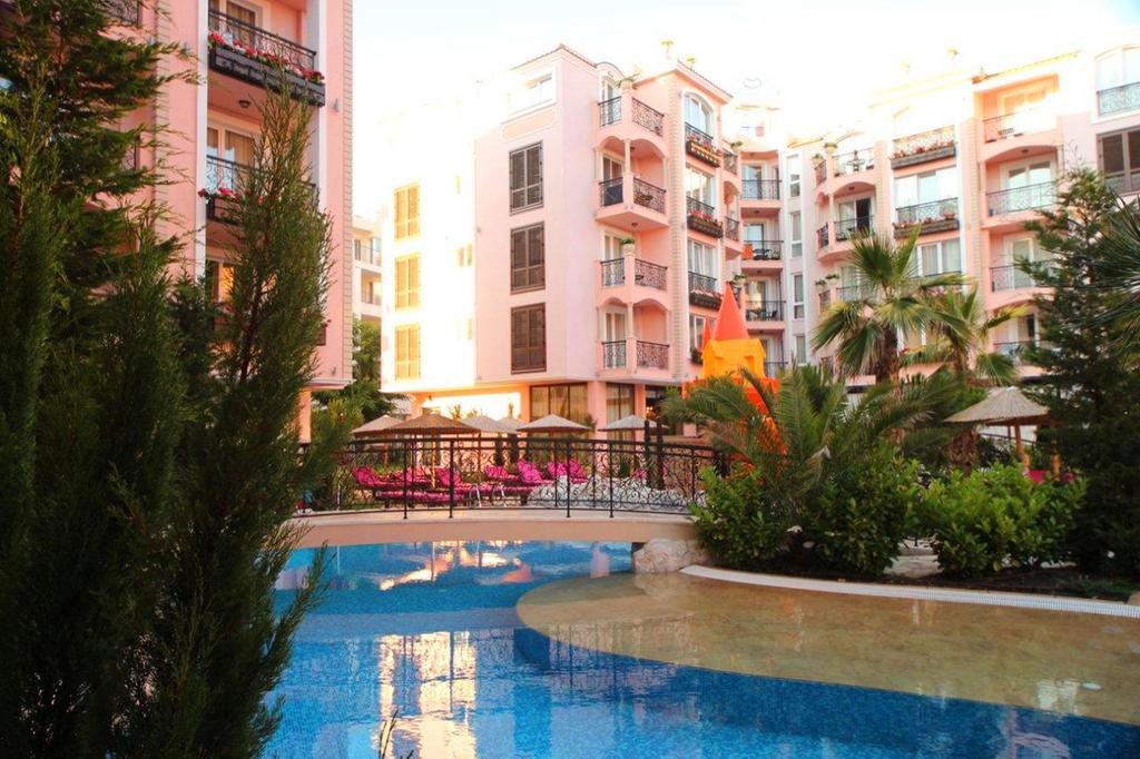 Menada Romance Marine Apartments Napospart Kültér fotó